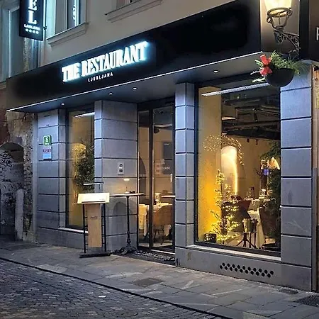 فندق The