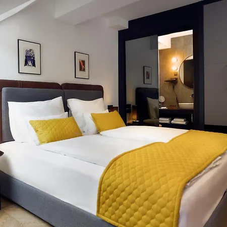 The Отель Любляна